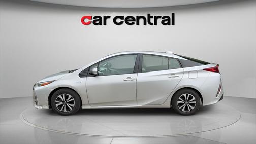 Classic Silver Metallic 2018 Toyota Prius Prime Advanced