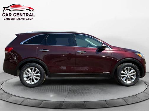 2018 Kia Sorento LX