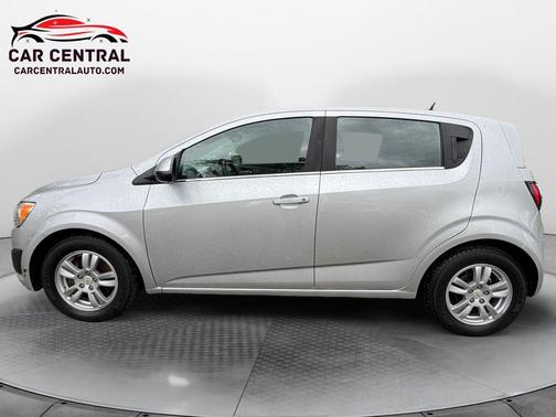 2012 Chevrolet Sonic 2LT