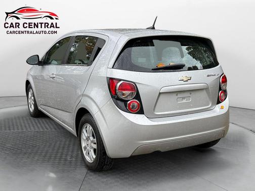 2012 Chevrolet Sonic 2LT
