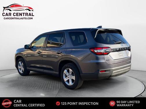 2023 Honda Pilot AWD LX