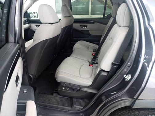 2023 Honda Pilot AWD LX