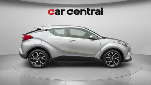 Silver 2019 Toyota C-HR XLE