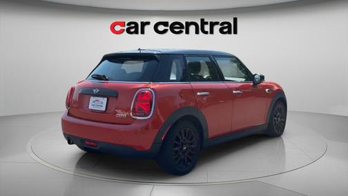 Orange Metallic 2020 MINI Hardtop Cooper