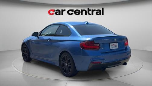 Estoril Blue Metallic 2016 BMW M2 Base