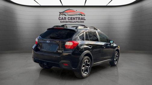 Crystal Black Silica 2017 Subaru Crosstrek 2.0i Premium