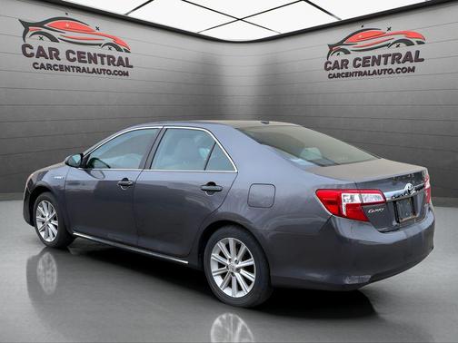 2014 Toyota Camry Hybrid XLE