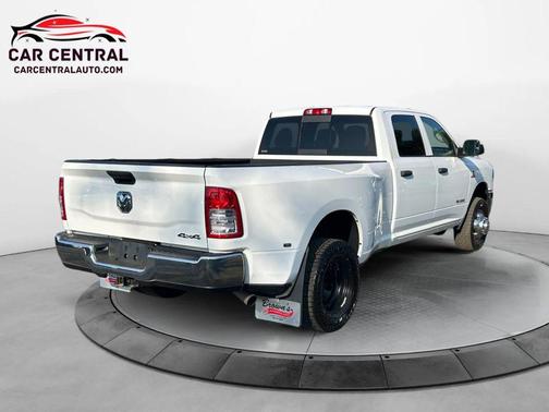 2020 RAM 3500 Tradesman Crew Cab 4x4 8' Box