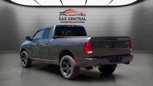 Granite Crystal Metallic Clearcoat 2019 RAM 1500 Express