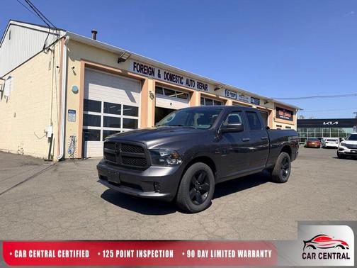 Granite Crystal Metallic Clearcoat 2019 RAM 1500 Express