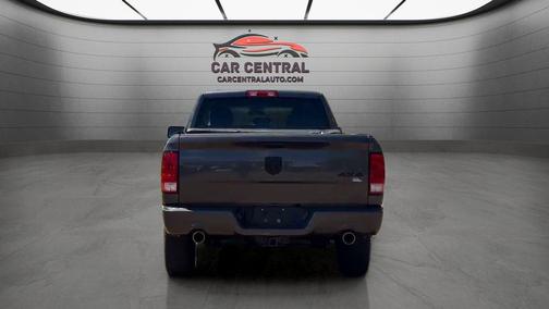 Granite Crystal Metallic Clearcoat 2019 RAM 1500 Express