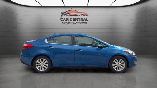 Abyss Blue 2015 Kia Forte EX