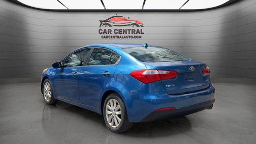 Abyss Blue 2015 Kia Forte EX