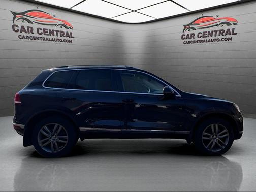 2015 Volkswagen Touareg V6 Lux