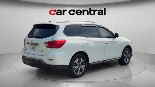 Glacier White 2017 Nissan Pathfinder SL