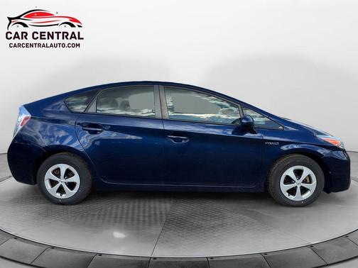 2015 Toyota Prius One