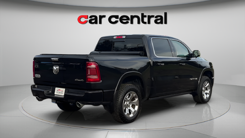 Diamond Black Crystal Pearlcoat 2020 RAM 1500 Limited