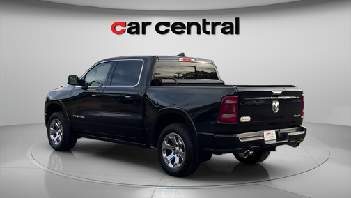 Diamond Black Crystal Pearlcoat 2020 RAM 1500 Limited