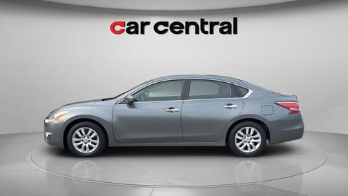 Gun Metallic 2014 Nissan Altima 2.5 S