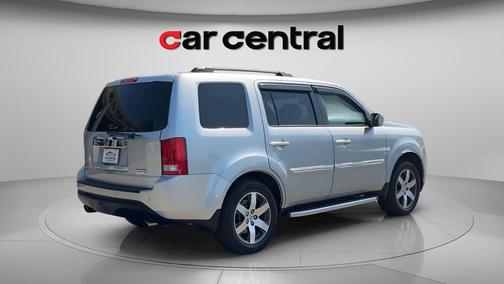 Alabaster Silver Metallic 2012 Honda Pilot Touring