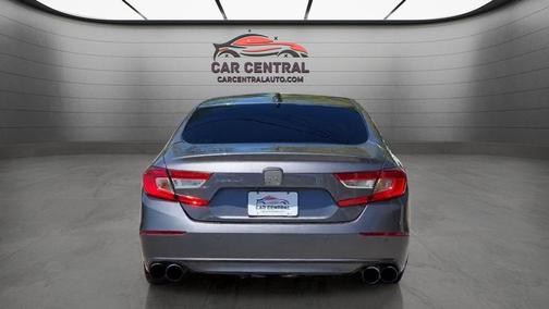Modern Steel Metallic 2018 Honda Accord Touring 2.0T