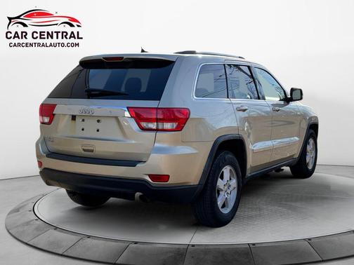 2011 Jeep Grand Cherokee Laredo