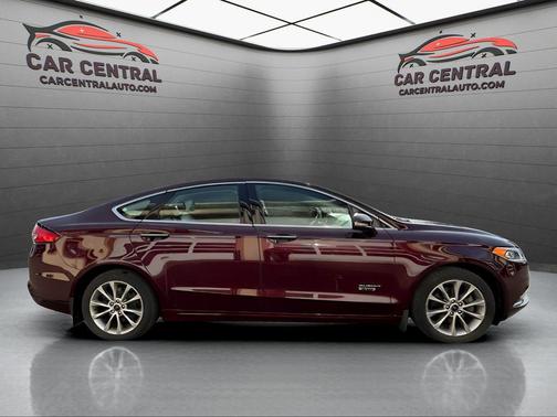 2017 Ford Fusion Energi SE Luxury