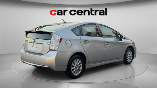 Classic Silver Metallic 2014 Toyota Prius Plug-in Base
