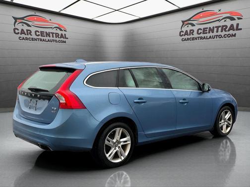 2015 Volvo V60 T5 Premier Plus