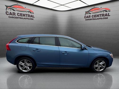 2015 Volvo V60 T5 Premier Plus