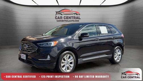 Black Metallic 2022 Ford Edge Titanium