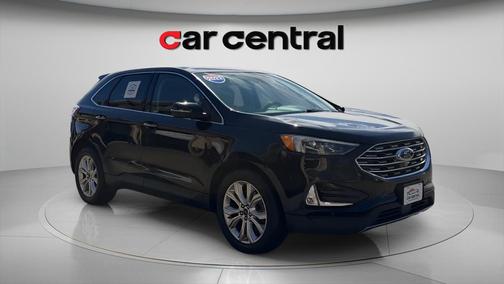 Black Metallic 2022 Ford Edge Titanium