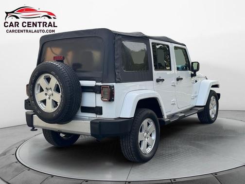 2012 Jeep Wrangler Unlimited Sahara