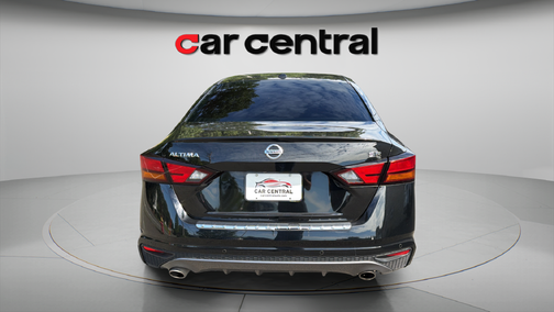 Super Black Clearcoat 2022 Nissan Altima 2.5 SR