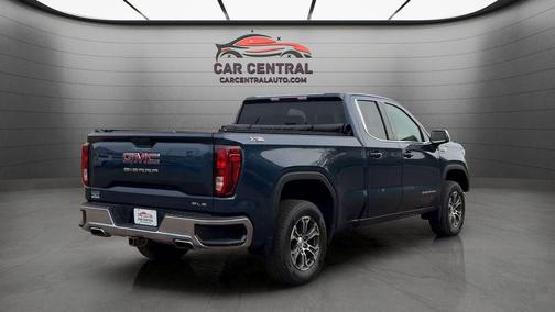 Pacific Blue Metallic 2019 GMC Sierra 1500 SLE