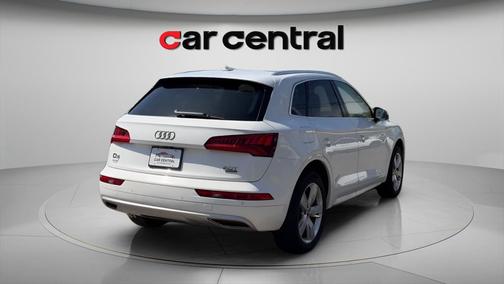 Ibis White 2018 Audi Q5 2.0T Tech Premium