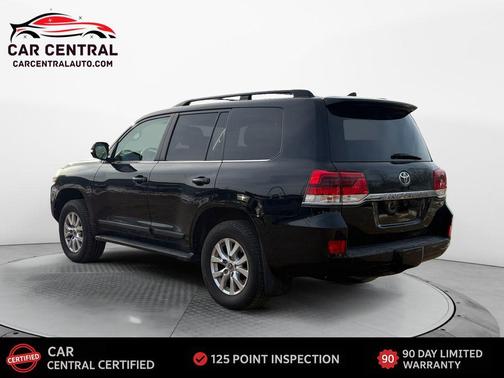 2016 Toyota Land Cruiser Base