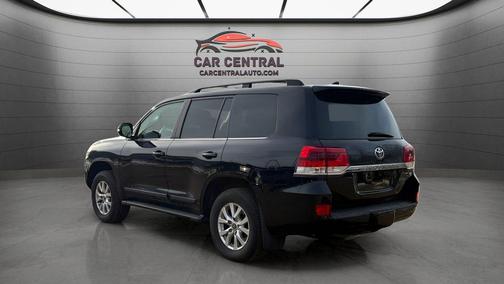Midnight Black Metallic 2016 Toyota Land Cruiser Base