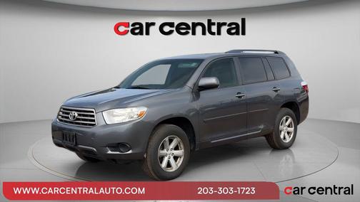 Magnetic Gray Metallic 2010 Toyota Highlander SE