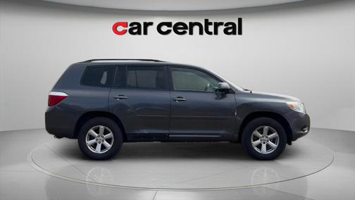 Magnetic Gray Metallic 2010 Toyota Highlander SE