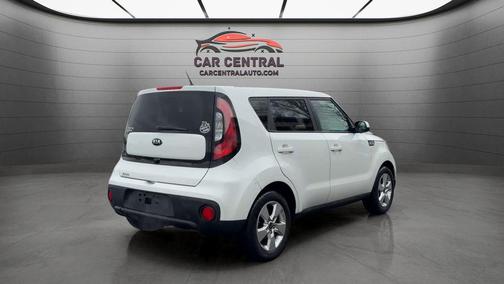 2017 Kia Soul Base