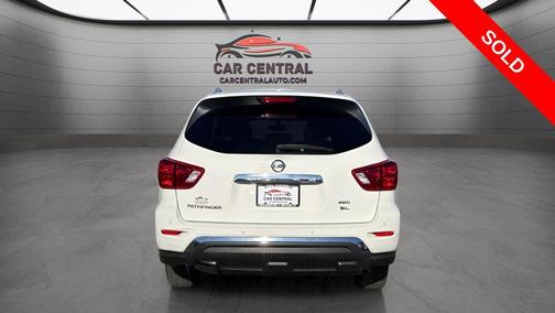 Glacier White 2019 Nissan Pathfinder SL