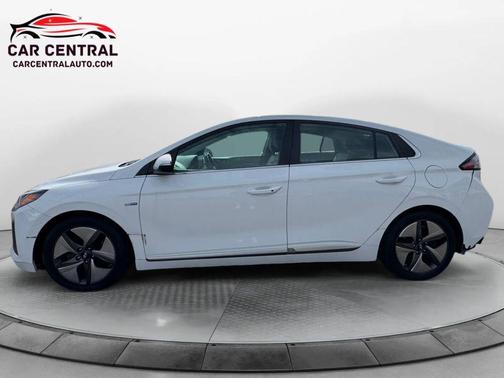 2020 Hyundai IONIQ Hybrid SEL