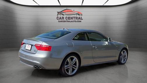 Gray 2009 Audi S5 4.2 quattro