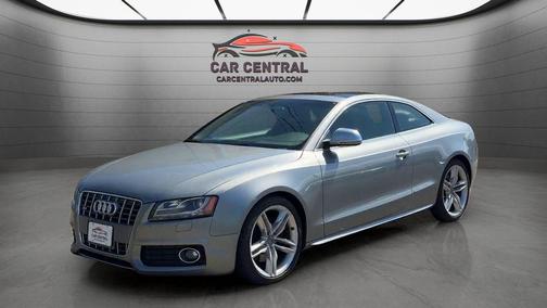Gray 2009 Audi S5 4.2 quattro