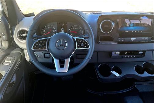 Arctic+White 2024 Mercedes-Benz Sprinter 2500 Standard Roof