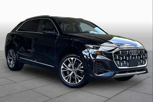 Mythos Black Metallic 2024 Audi Q8 55 Premium Plus