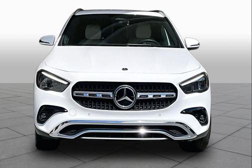Polar White 2026 Mercedes-Benz GLA 250 4MATIC