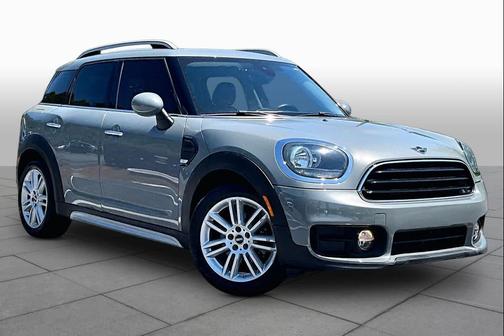 Moonwalk Grey Metallic 2019 MINI Countryman Cooper