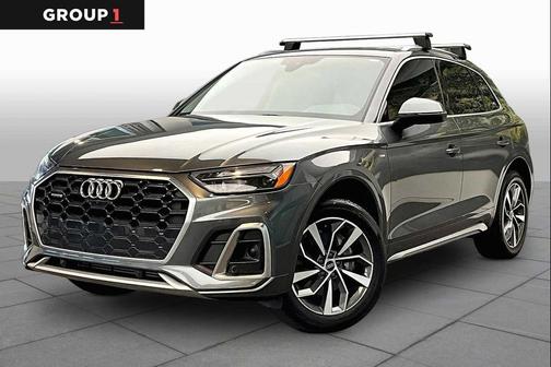 Daytona Gray Pearl Effect 2023 Audi Q5 45 S line Premium Plus